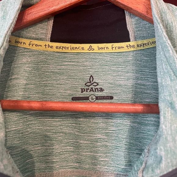 Prana quarter zip - Picture 4 of 6